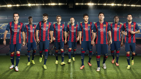 Nova vestimenta del Barça: franges més amples i senyera frontal