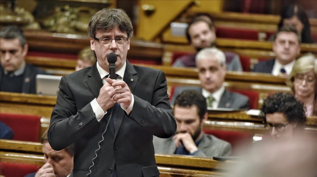 Puigdemont: "Catalunya indultará a Mas votando en el referéndum"