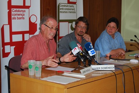 De izquierda a derecha, el urbanista Jordi Borja, el historiador Xavier Domènech y la activista Gabriela Serra. 