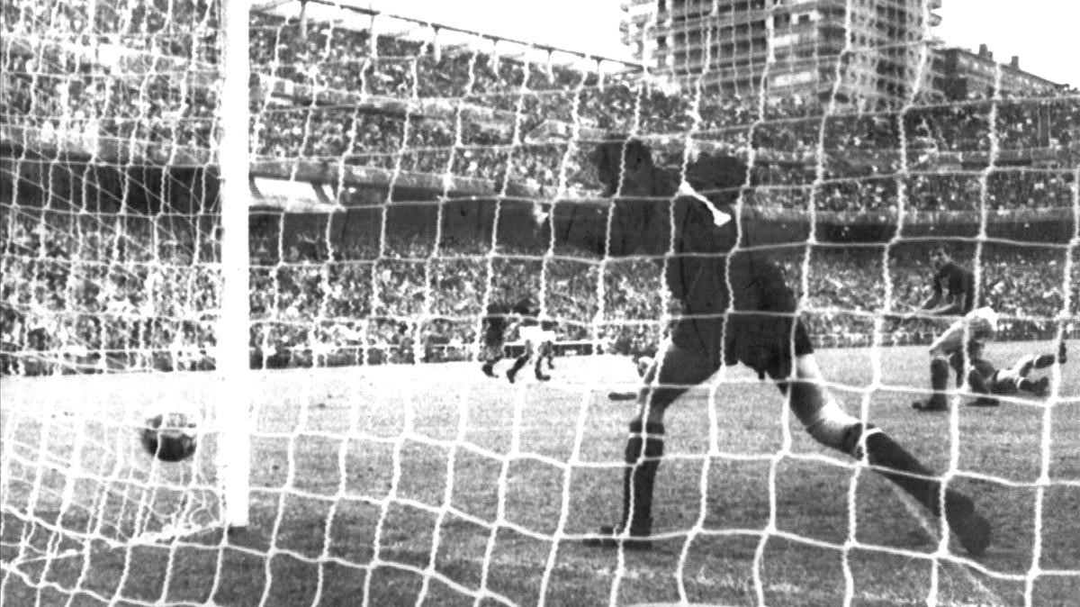 El famoso gol de Marcelino ante la URSS.
