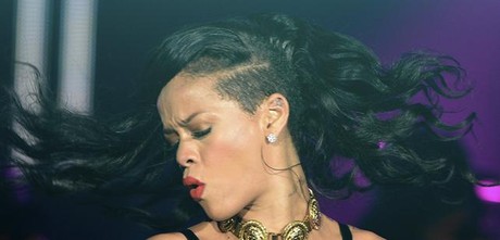 Rihanna pone fin a su minigira 777