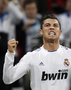 Cristiano Ronaldo, durante un encuentro frente a la&#160;Real Sociedad en el Bernabéu.