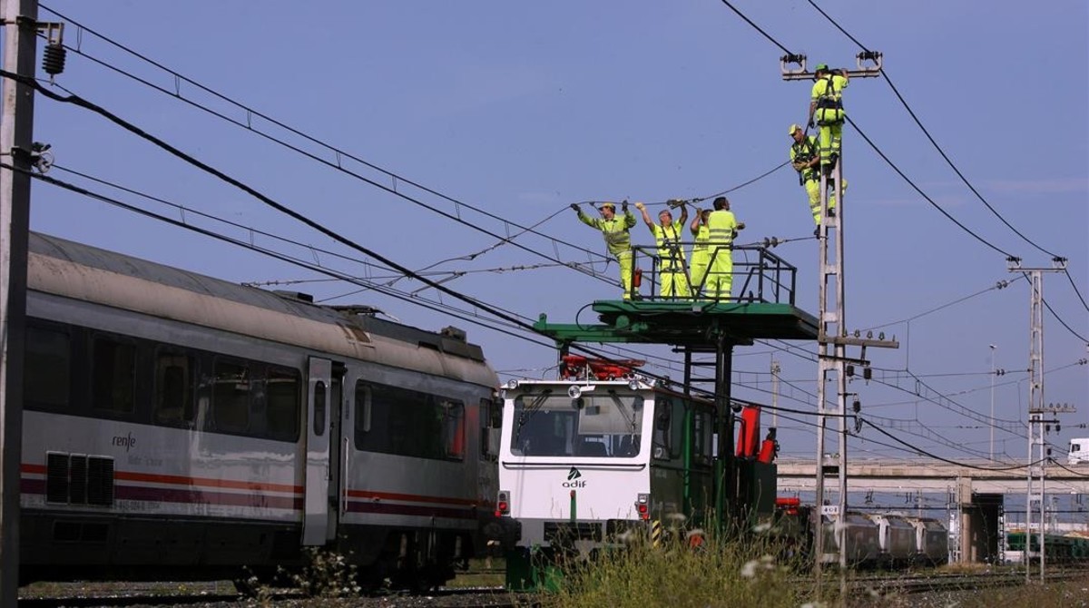 Rull anuncia sanciones a Adif y a Renfe por la mala gestión de la red ferroviaria