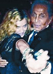 Valentino baila con Madonna en Fin de Año_MEDIA_1