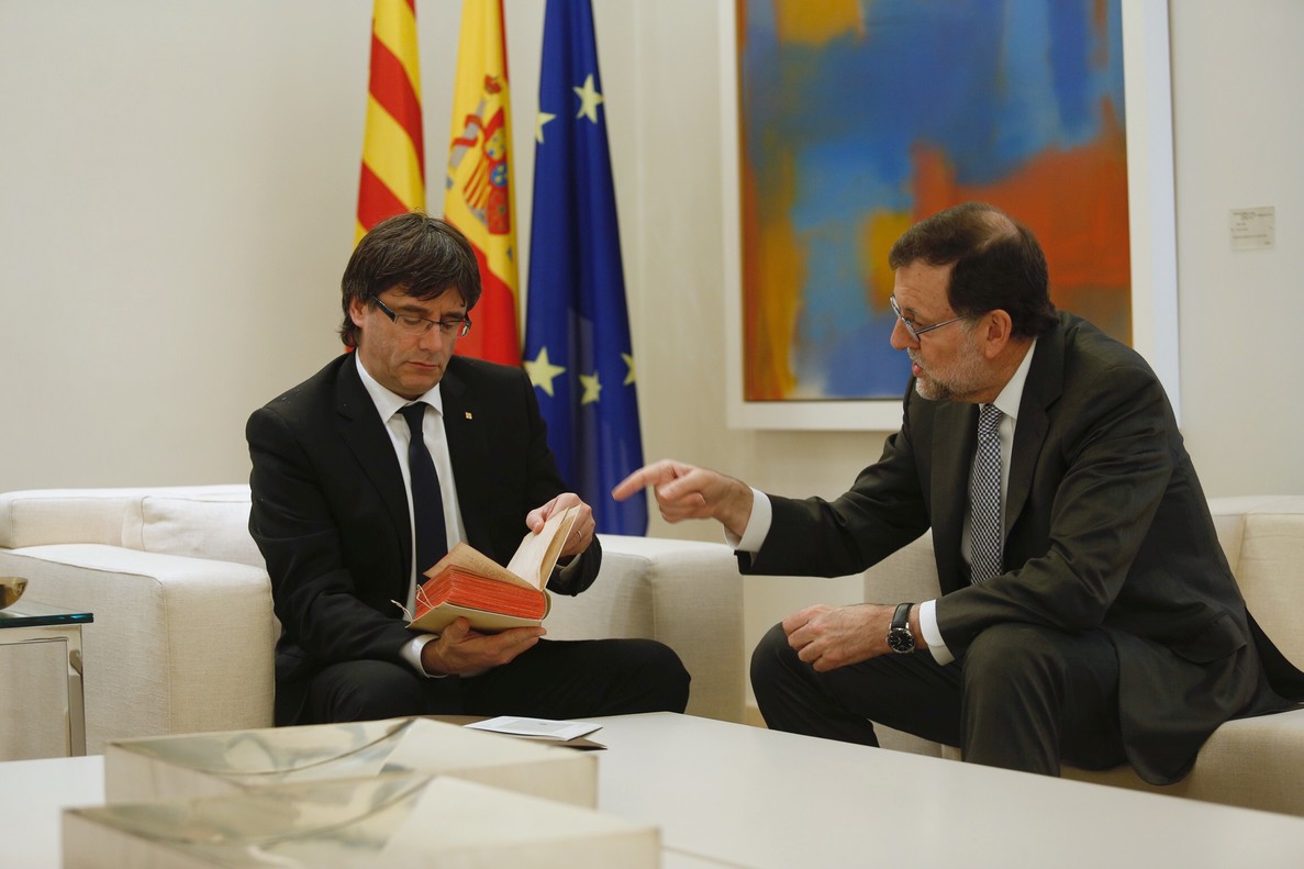 El Cercle censura a Puigdemont y a Rajoy