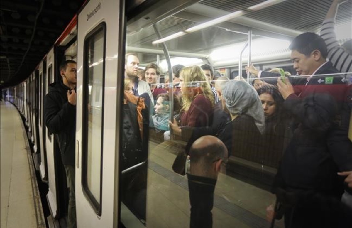Metro y bus acarician los registros previos a la crisis