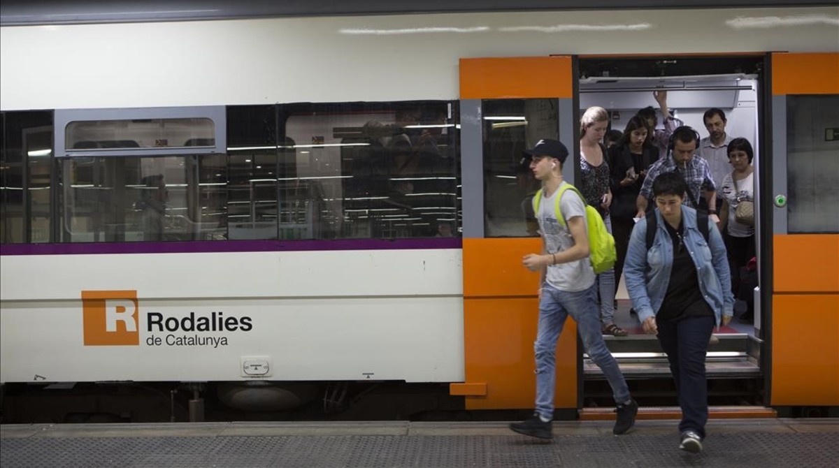 Restablecida la circulación de trenes entre Garraf y Castelldefels tras un atropello mortal