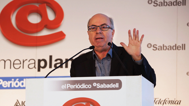 El doctor Jordi Camí, al Col·loqui de Primera Plana, organitzat per EL PERIÓDICO