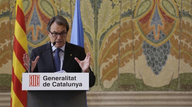 Artur Mas apuesta por un "ejército pequeño" para un Estado catalán y por seguir en la OTAN