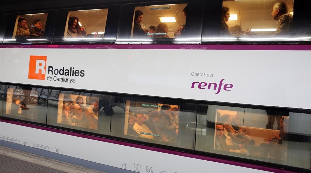 Retrasos de hasta 60 minutos en Rodalies por la huelga de Renfe y múltiples quejas