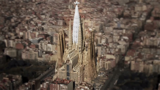 El vídeo informatiu que explica com es comencen a construir aquest any les torres centrals.