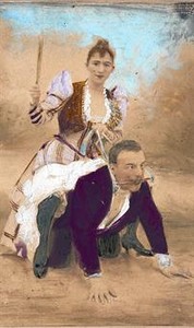 Ama amb fusta. Fotografia acolorida d'una escena de dominació, de finals del segle XIX, que va utilitzar el psiquiatre Richard von Krafft-Ebing per mostrar les desviacions sexuals.