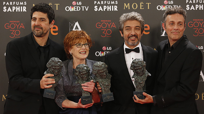 Cesc Gay, Ricardo Darn, vencedors de la gala amb els seus 5 Goya.