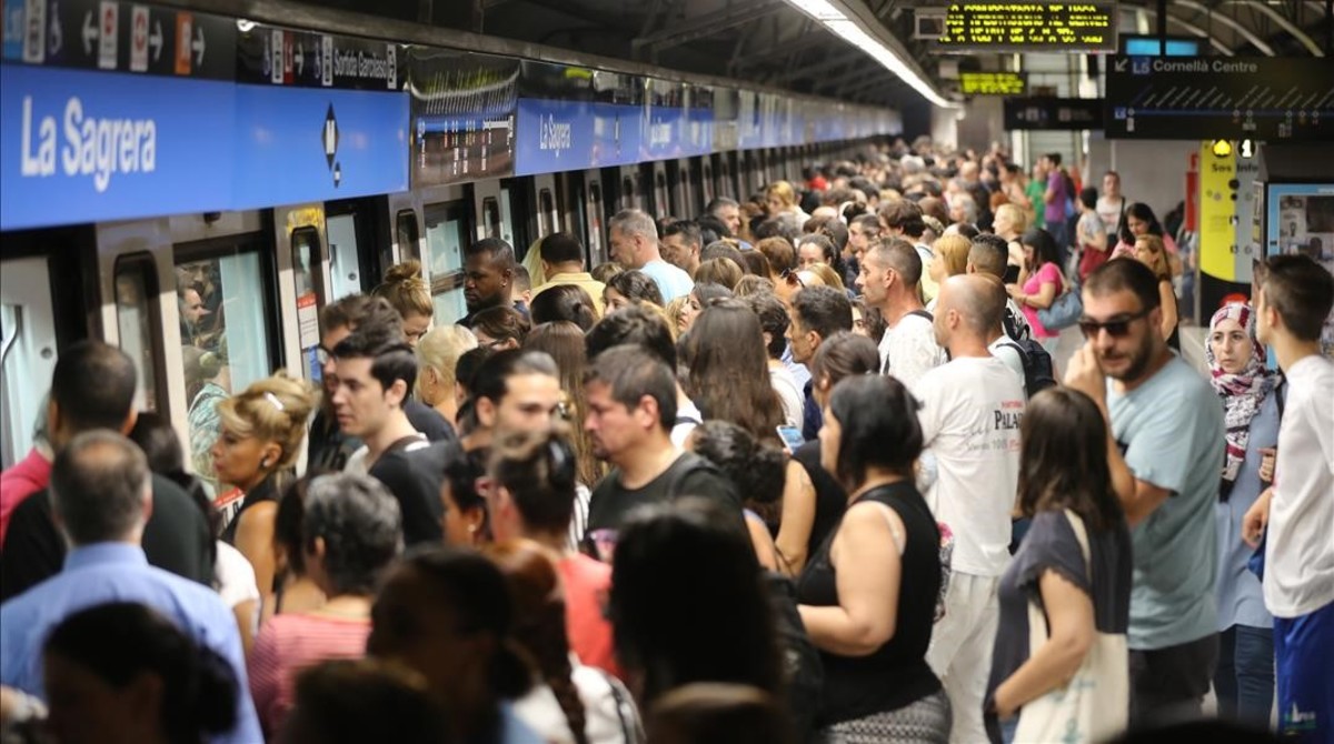 El metro de Barcelona convoca huelga para la Diada y la Mercè