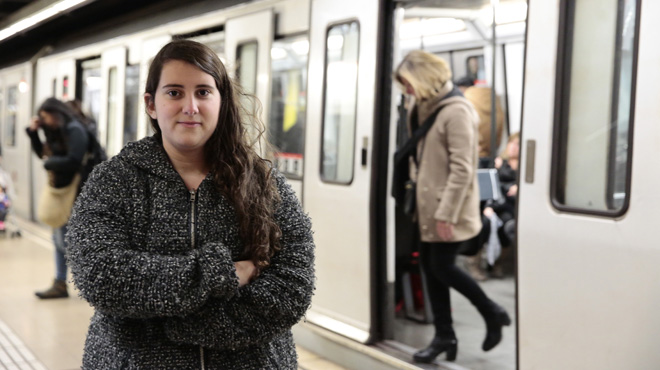Entre Todos: Entrevista a Ariadna Morales, estudiante que envió una carta a Entre Todos, "Un musulmán en el metro y tres asientos vacíos"