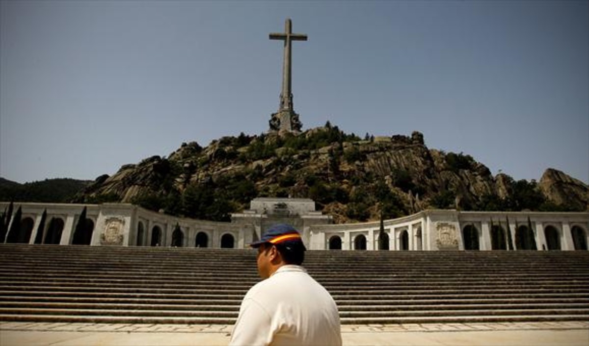 El Valle de los Caídos, donde 22.000 víctimas de Franco descansan junto a su verdugo