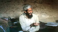 Osama bin Laden, en una cueva de Jalalabad, en Afganistán, en 1998. 
