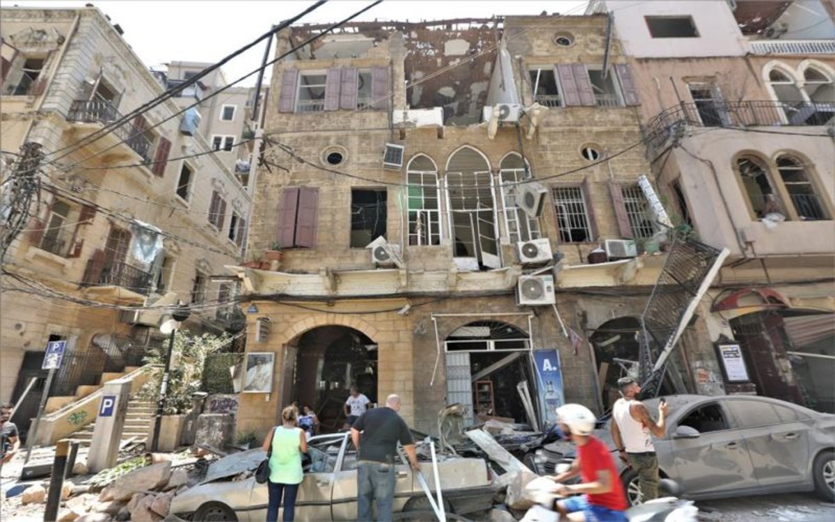 Líbano ordena suspender pruebas de COVID por la tragedia en Beirut