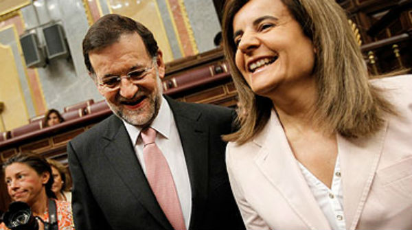 Sube la luz y se congela el salario mnimo. Rajoy har balance del ao tras el ltimo Consejo de 2013.