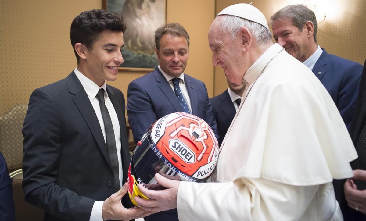 El Papa a Márquez: "Hay que vivir la vida con pasión"