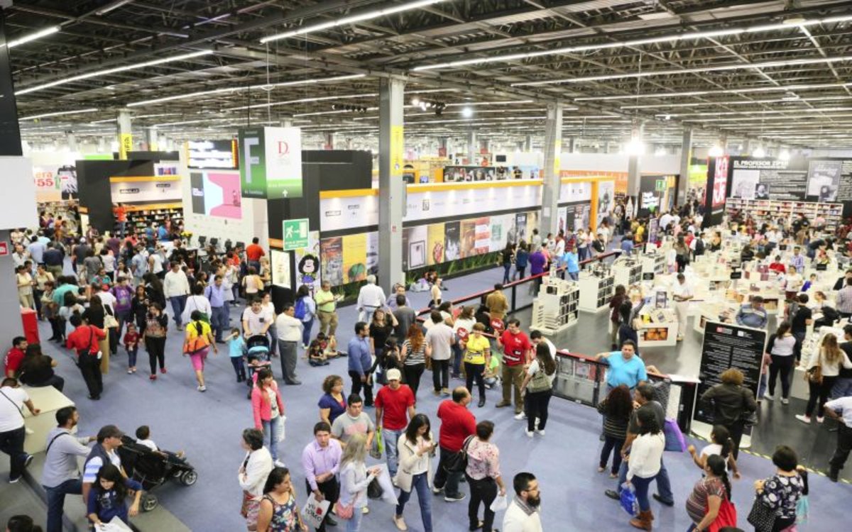 Feria Internacional del Libro de Guadalajara tiene 842 mil visitas