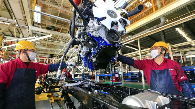 1584710779404 - UGT propone un impuesto a robots para la recuperación del sector del automóvil