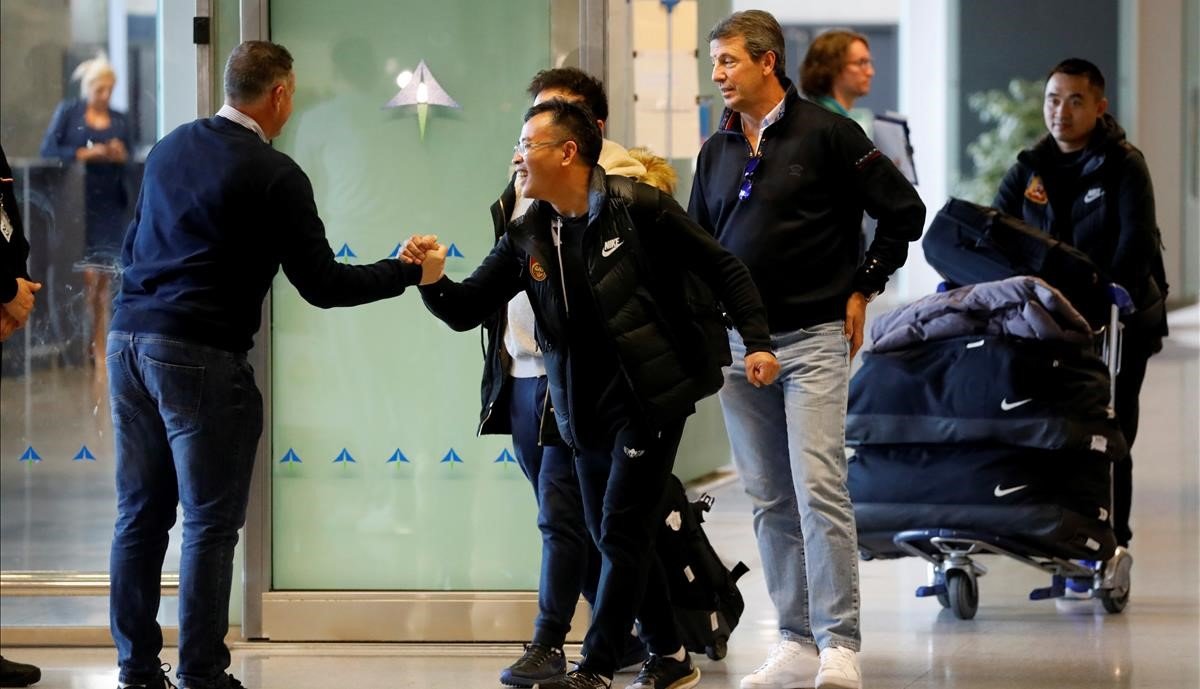 Coronavirus: arriba a Màlaga l'equip de futbol de Wuhan sense ...