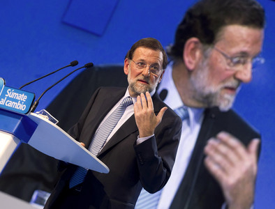 El candidat del PP a la presidència del Govern, Mariano Rajoy, durant la seva intervenció a Burgos.