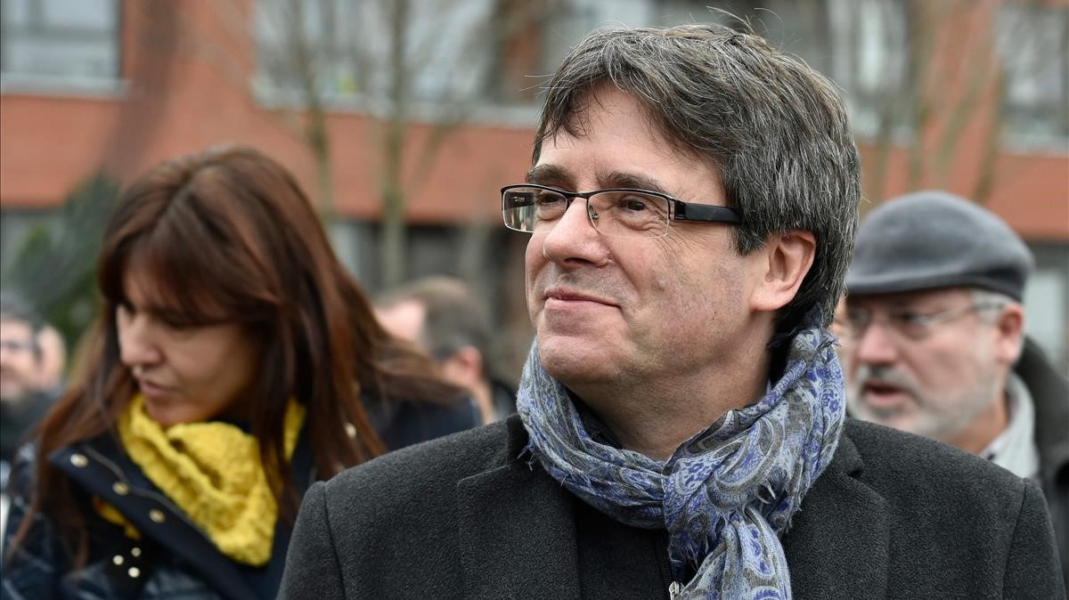 El Abogado De Puigdemont No Descarta Que Est Presente En El Parlament