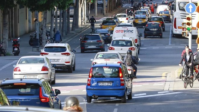 1572507143026 - Las ventas de coches se desploman un 85,3% durante el estado de alarma