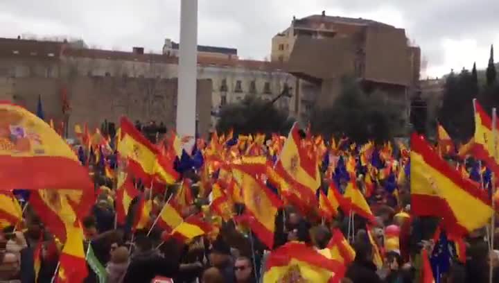 Resultado de imagen para ManifestaciÃ³n de la derecha en Madrid contra "la deriva suicida del Gobierno de SÃ¡nchez