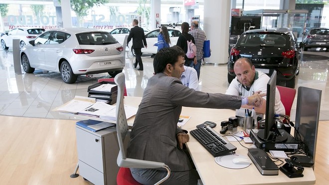 1532716892568 - El mercado español del automóvil caerá cerca del 70% en el mes de marzo