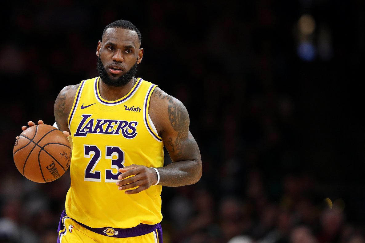 Lebron James, el jugador de la NBA que más dinero gana ...